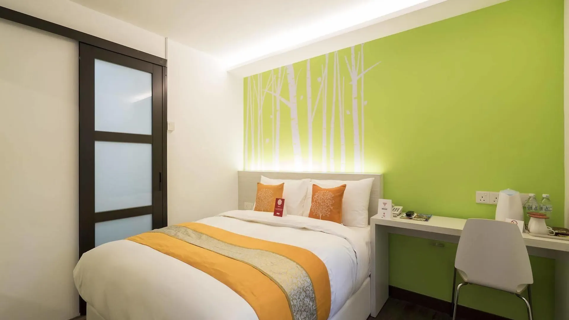 Swing & Pillows - Kl Cheras Maluri Kuala Lumpur Hotel